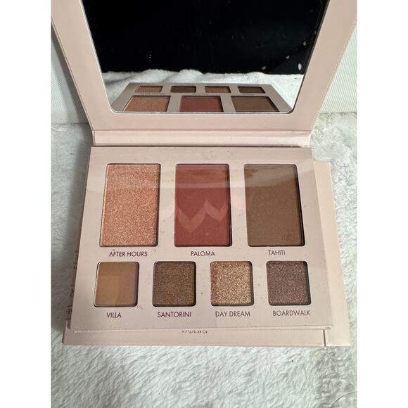 Wander Other - NIB Wander Beauty Island Hop Getaway Eye & Face Palette